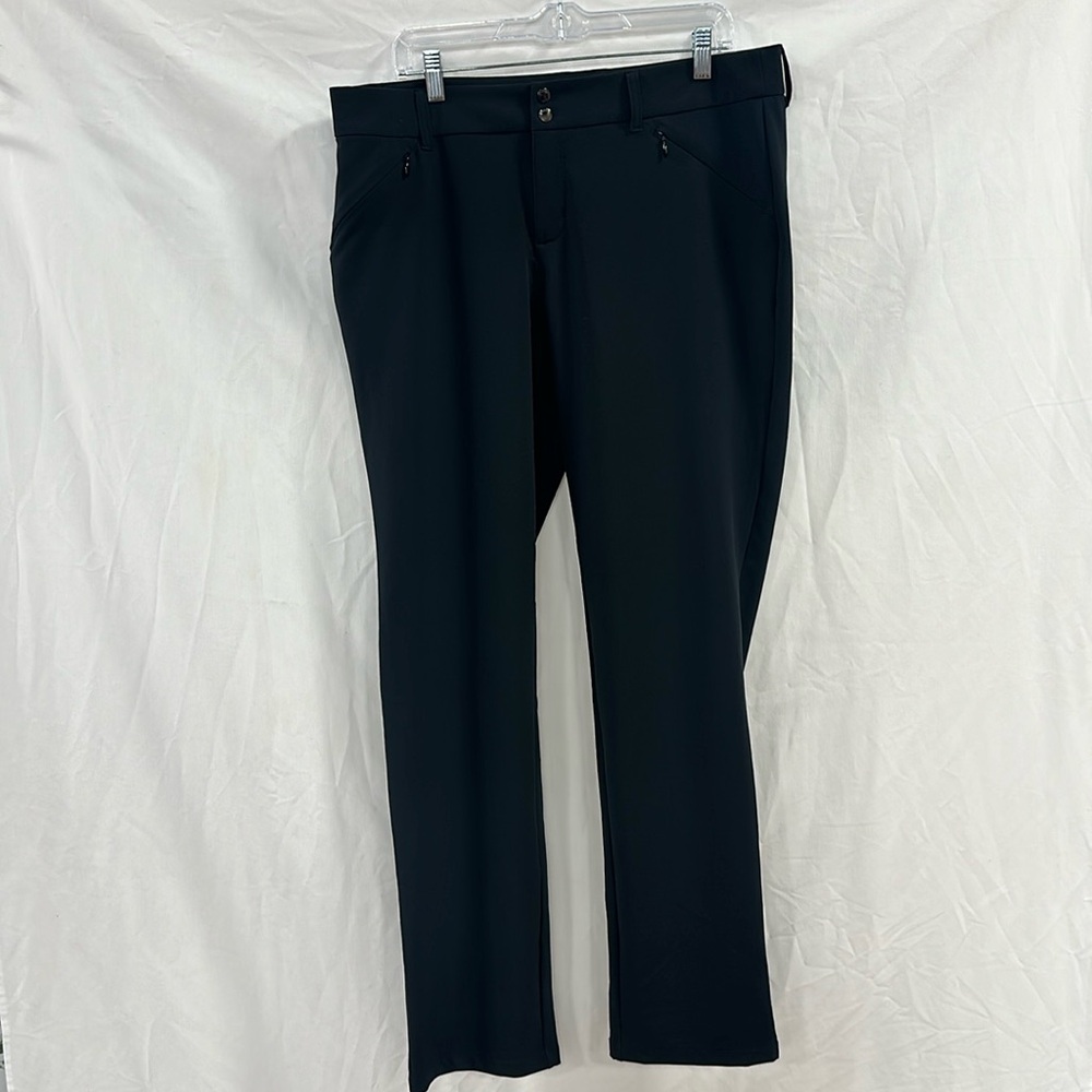 Lole Size 14 Black golf or work Pants with Zipper Poccket